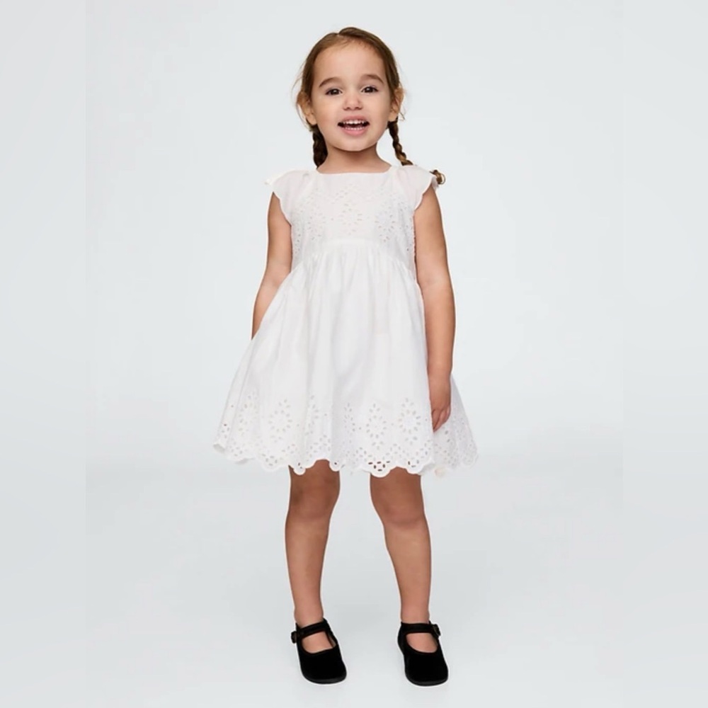 GAP White Eyelet Toddler Dress Size 2T